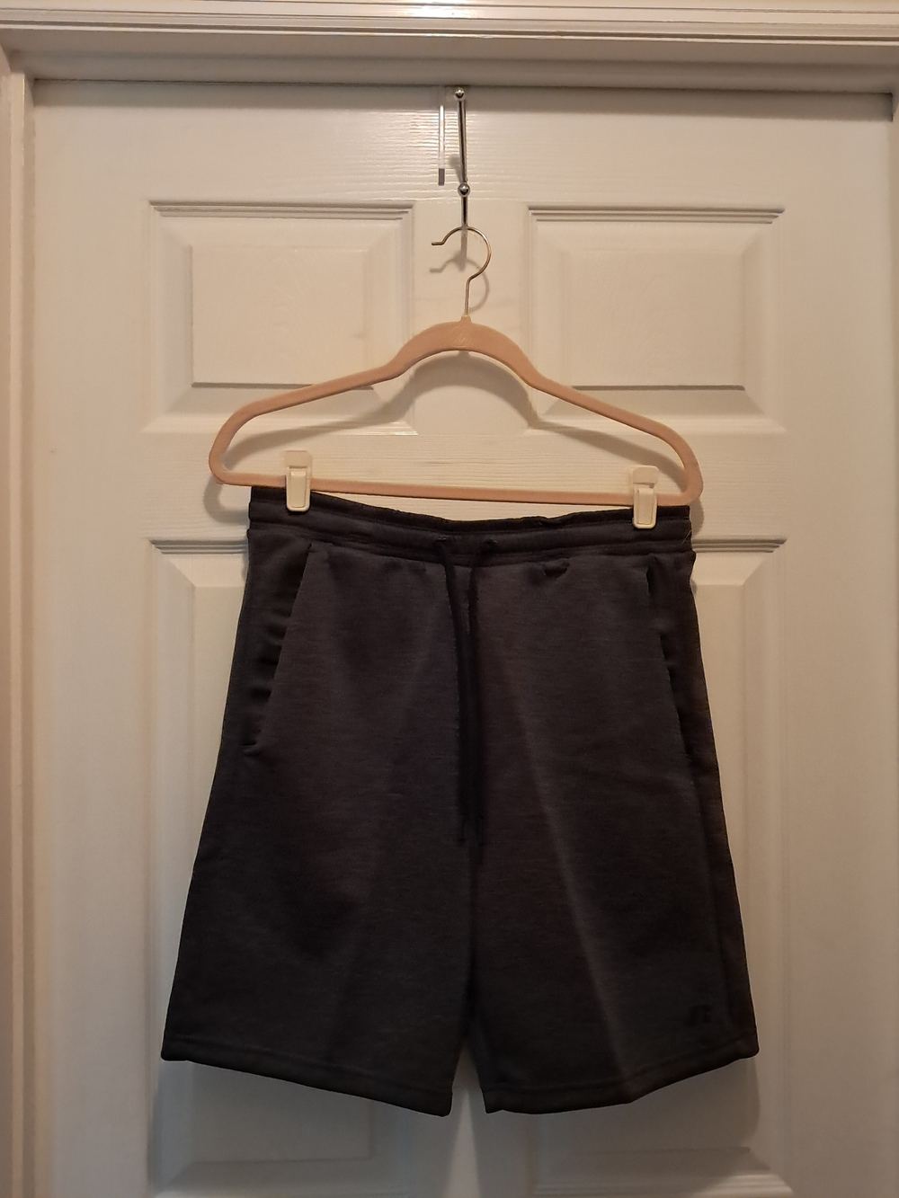 Russell Men's Charcoal Drawstring Lounge Shorts Size Medium 32-34 - Picture 1 of 3